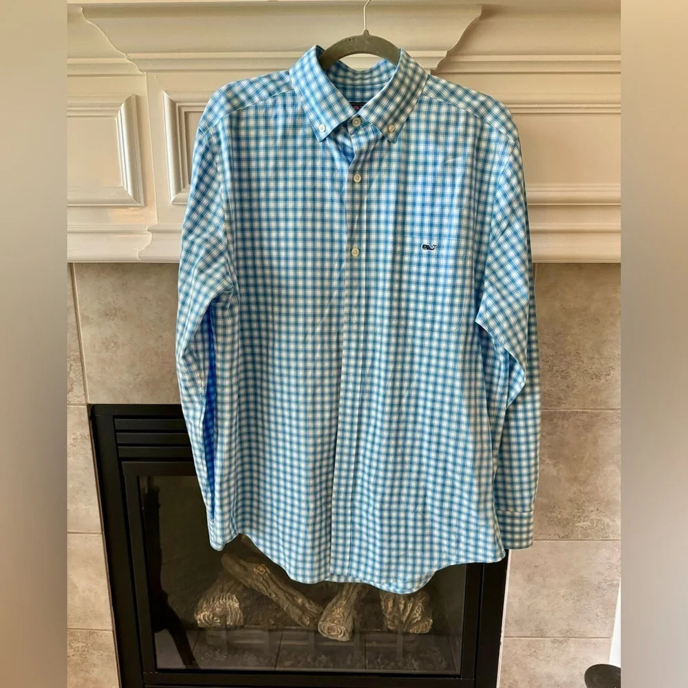 Vineyard Vines Men's Classic Fit Tucker Shirt USA Blue/White plaid Medium